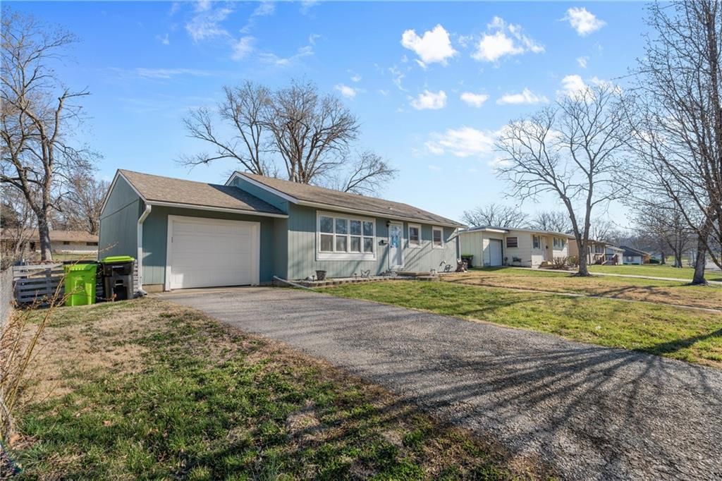 706 W Clay Street — photo 28