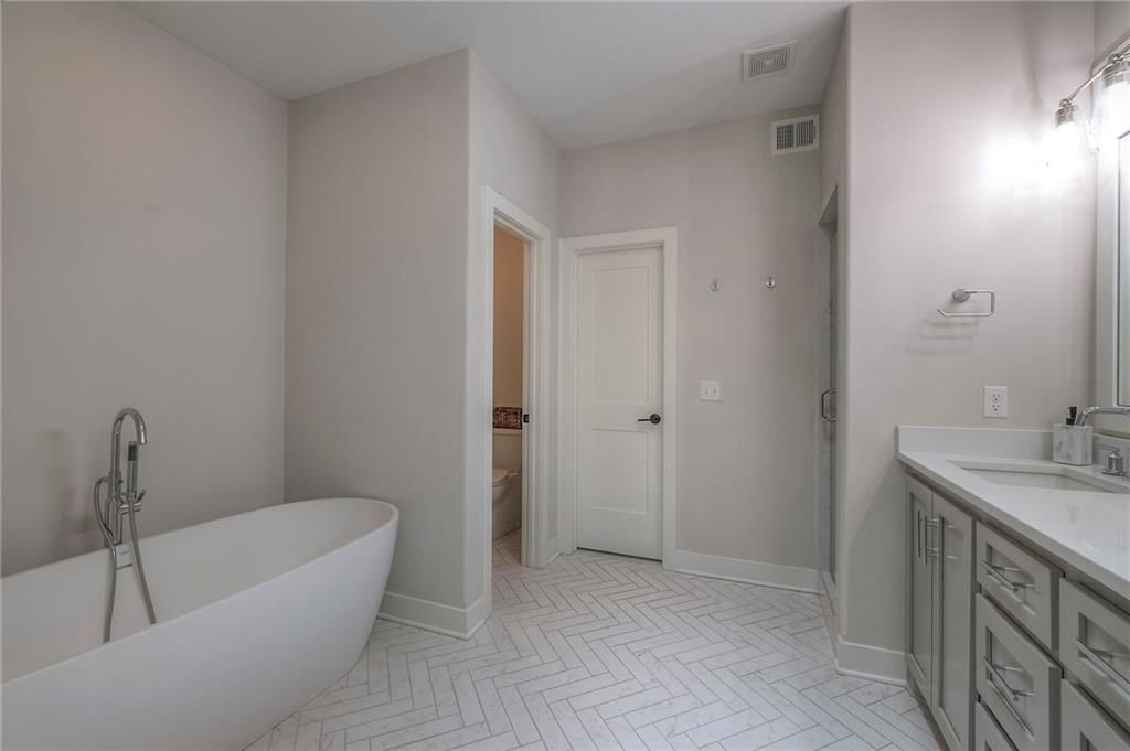 16449 S Legler Street — photo 25