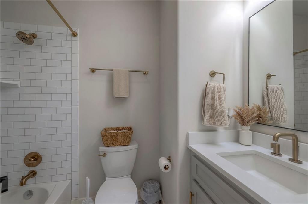 16449 S Legler Street — photo 7