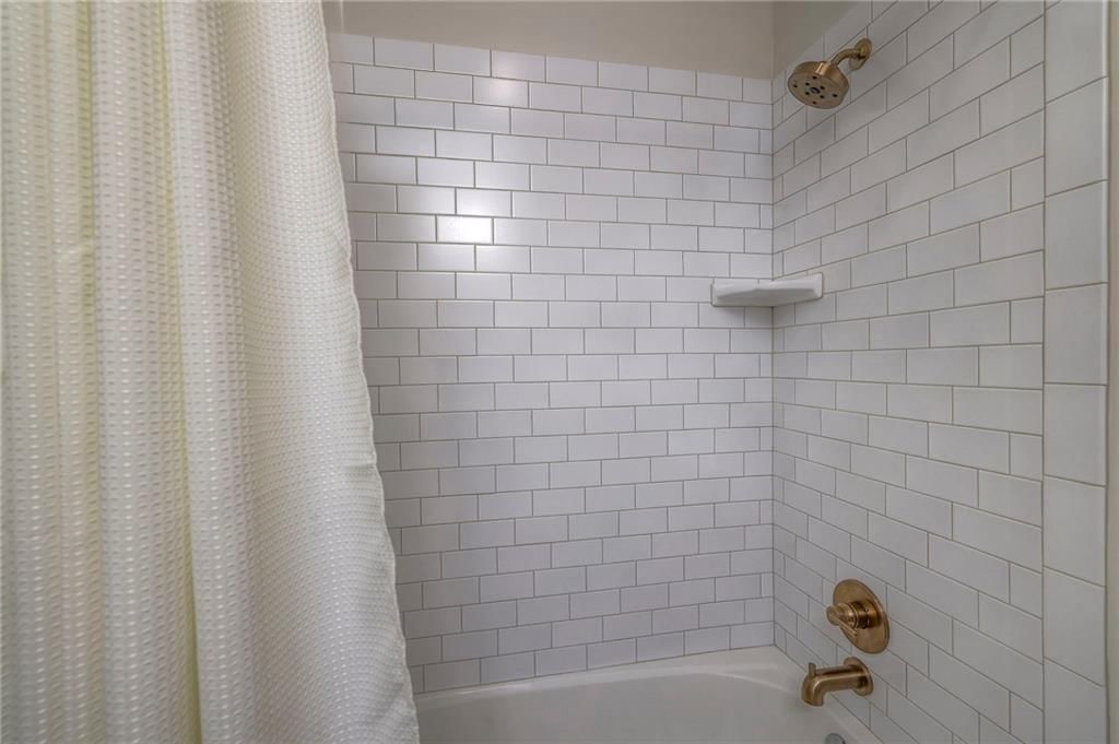 16449 S Legler Street — photo 8