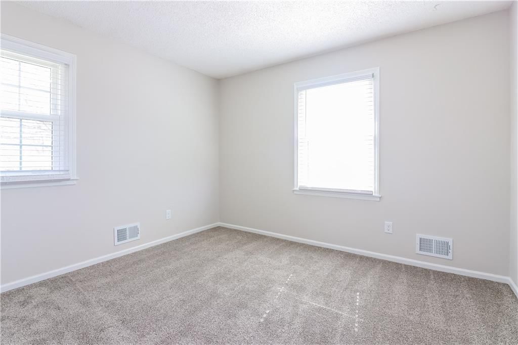 3022 S Kendall Drive — photo 12