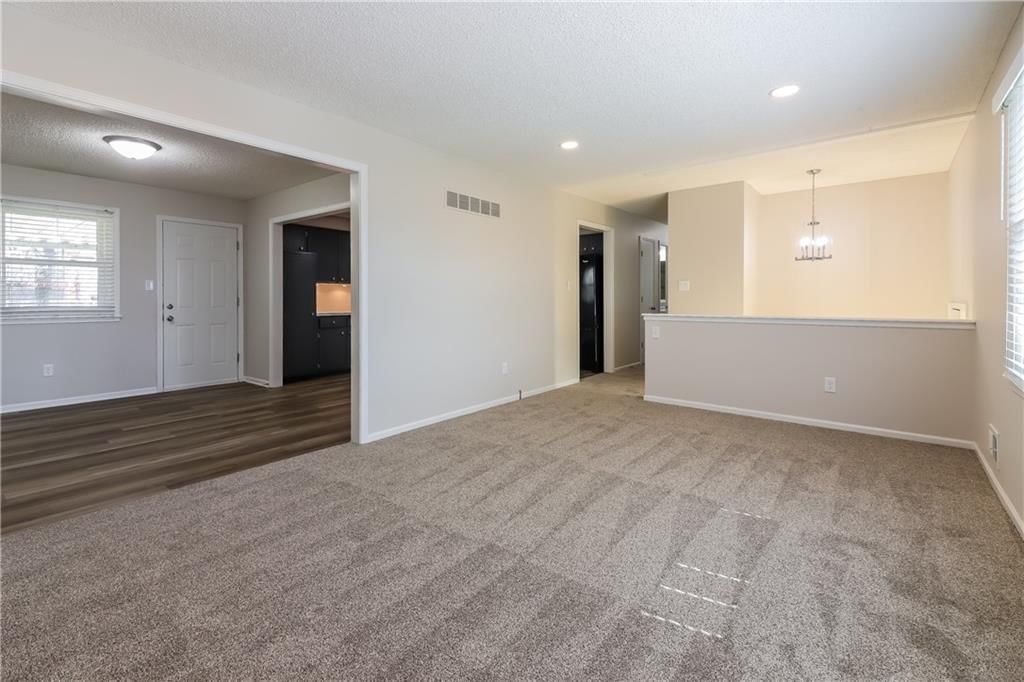 3022 S Kendall Drive — photo 4