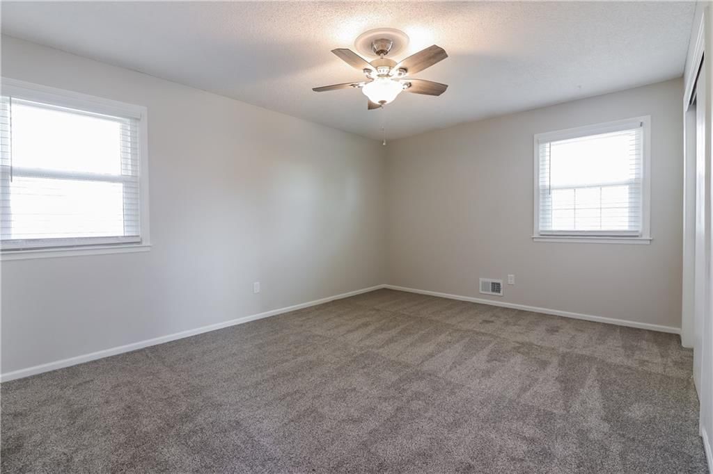 3022 S Kendall Drive — photo 9