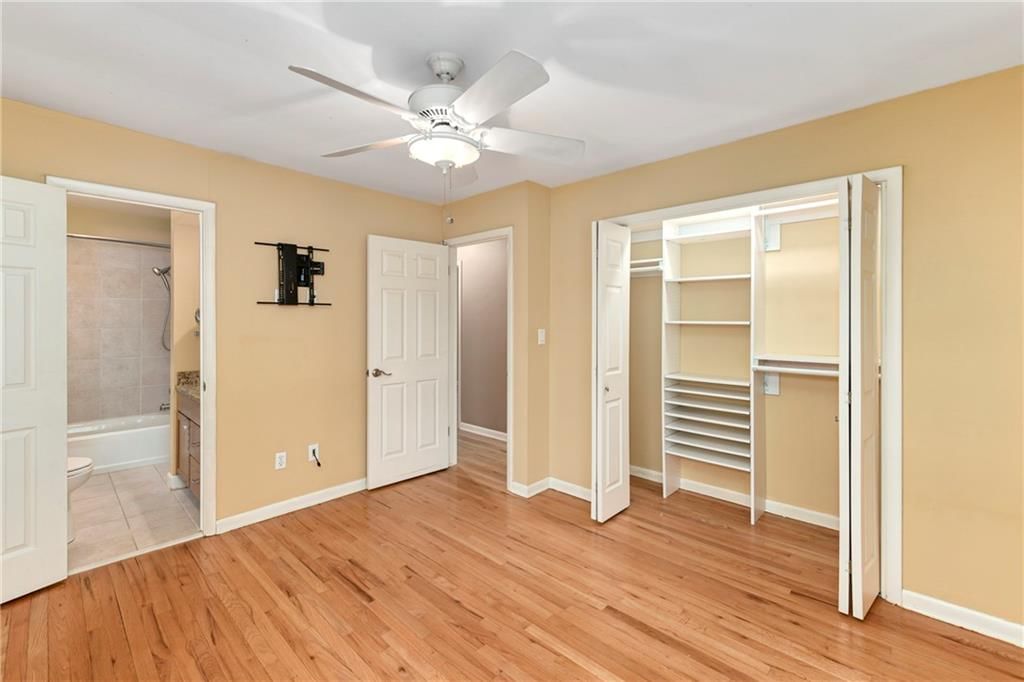 8821 W 70th Street — photo 19