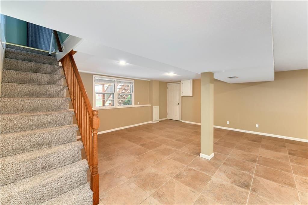 8821 W 70th Street — photo 22