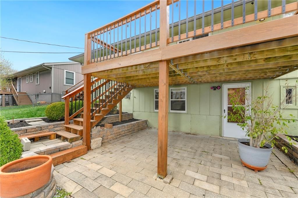 8821 W 70th Street — photo 30