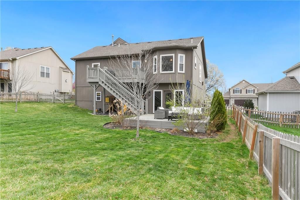 9712 N Highland Terrace — photo 34