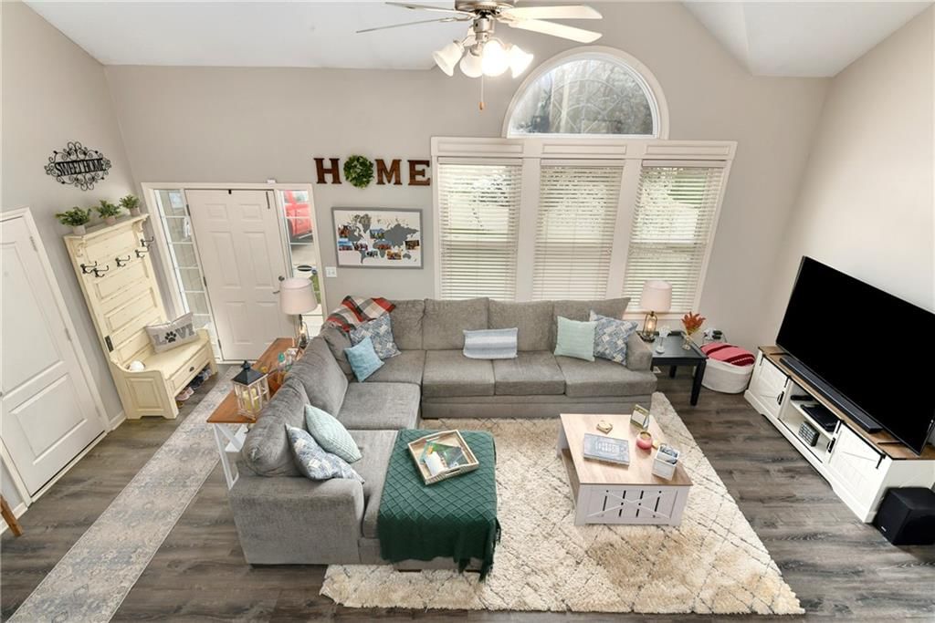 9712 N Highland Terrace — photo 8