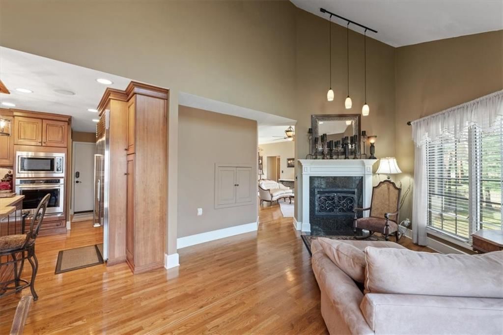 712 NE Plumbrook Place — photo 11