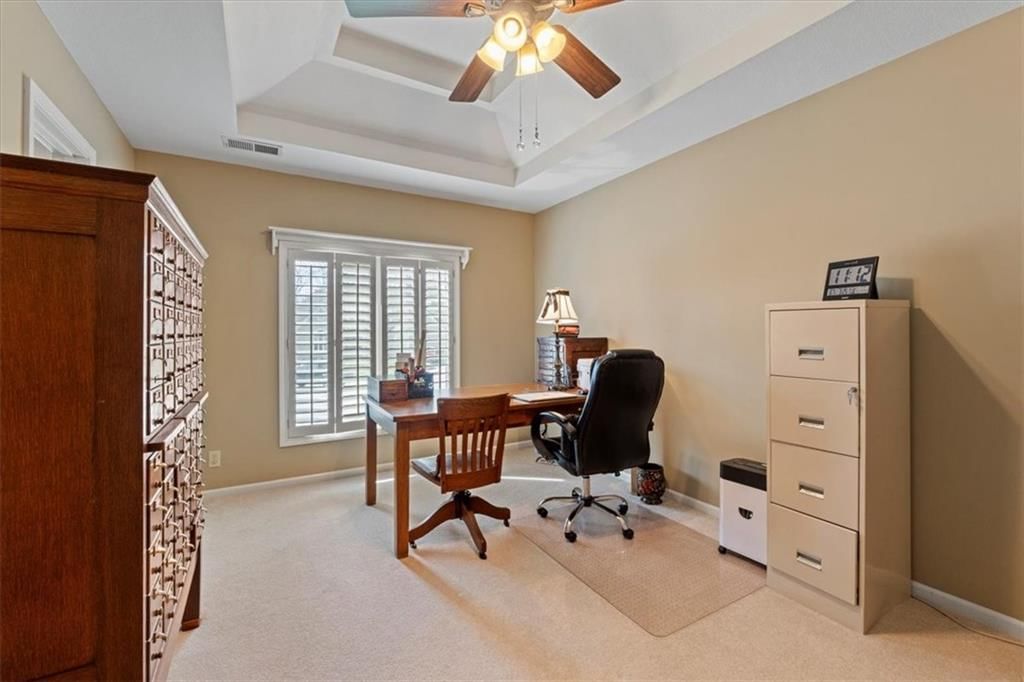 712 NE Plumbrook Place — photo 38