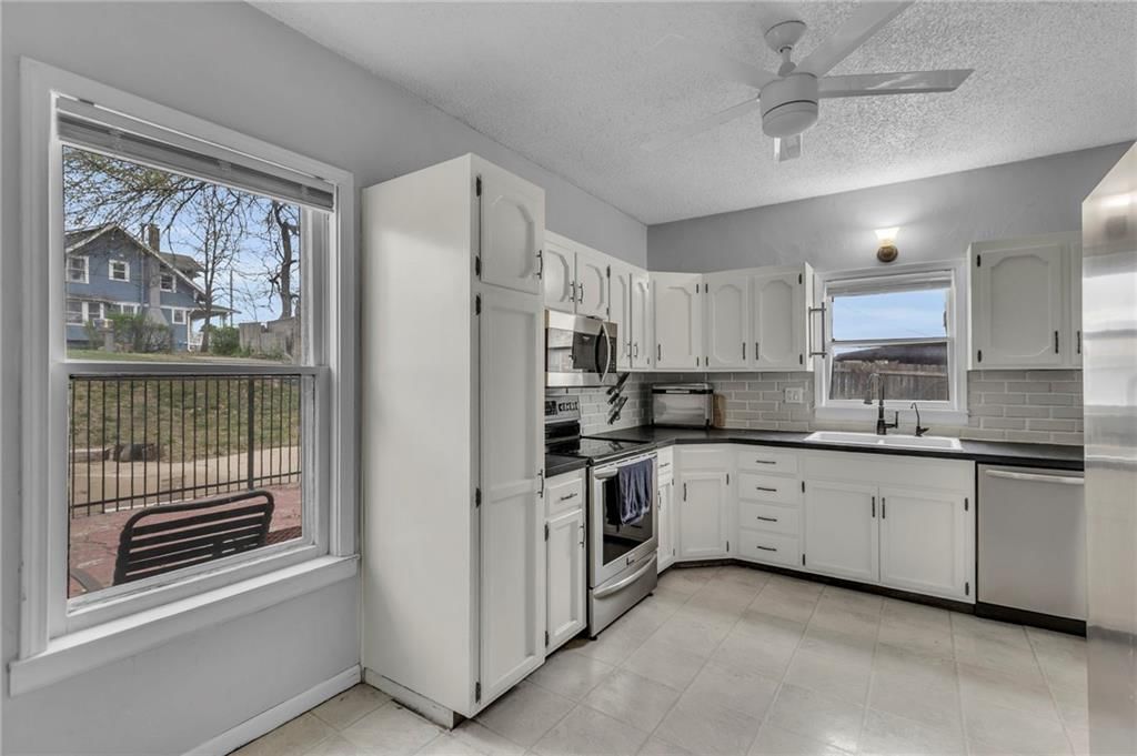 209 W Front Street — photo 19