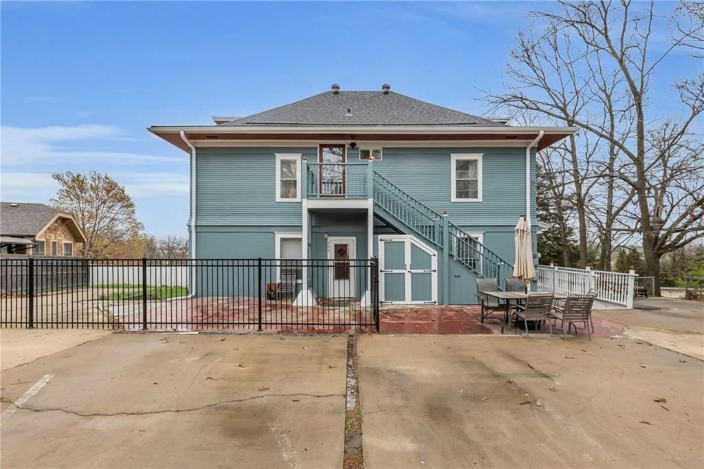 209 W Front Street — photo 46