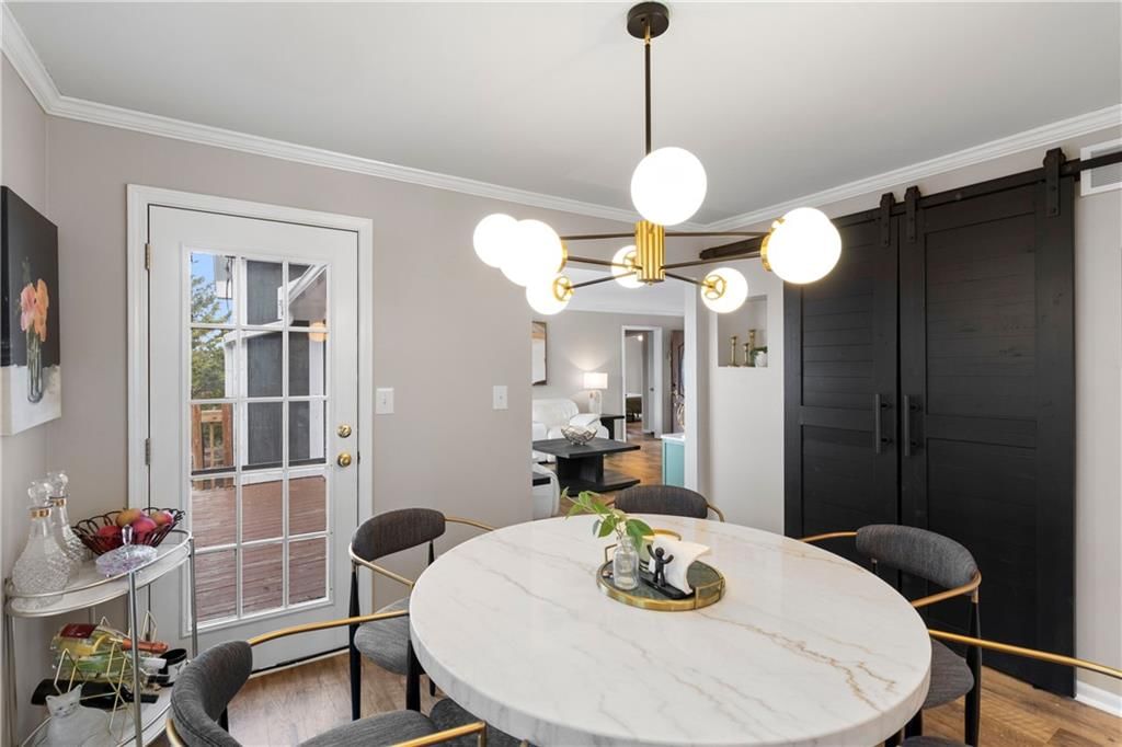 302 W Summit Street — photo 13