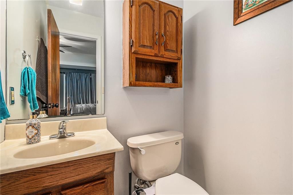812 Crestline Drive — photo 15