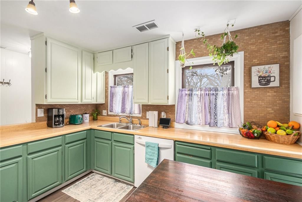 812 Crestline Drive — photo 10