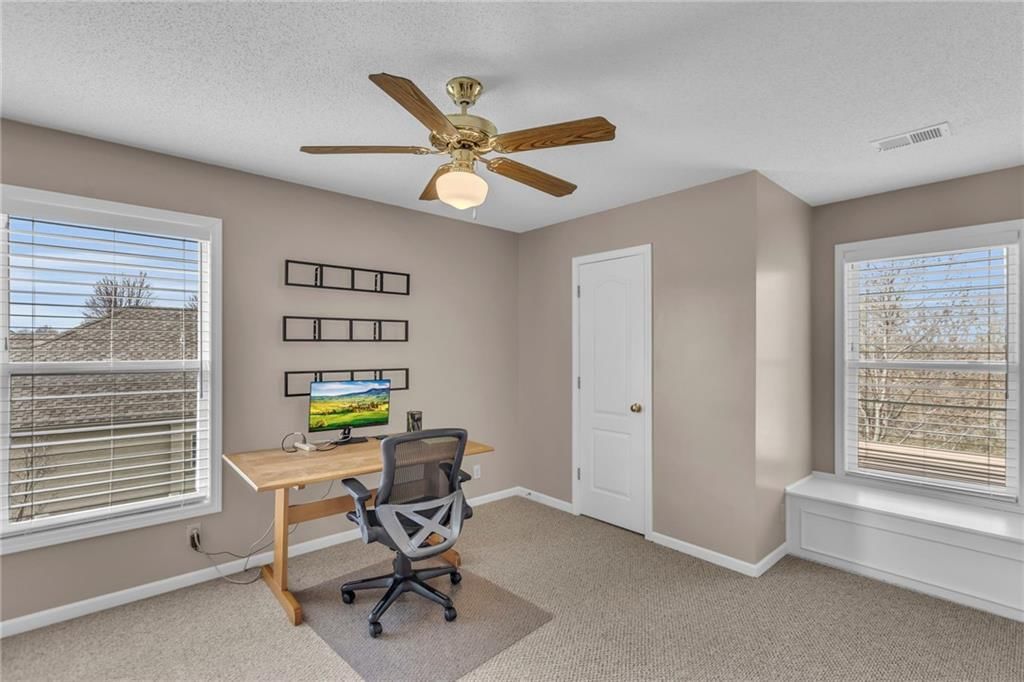 16034 Overbrook Lane — photo 33
