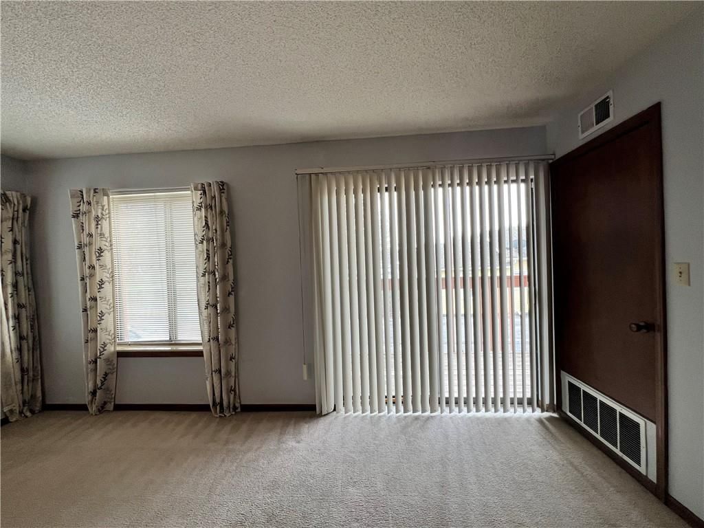 301 S SPRING Street — photo 12