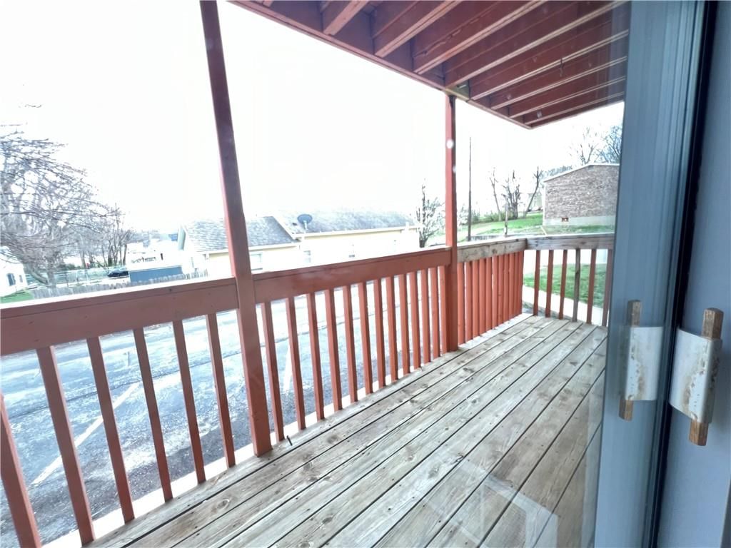 301 S SPRING Street — photo 13
