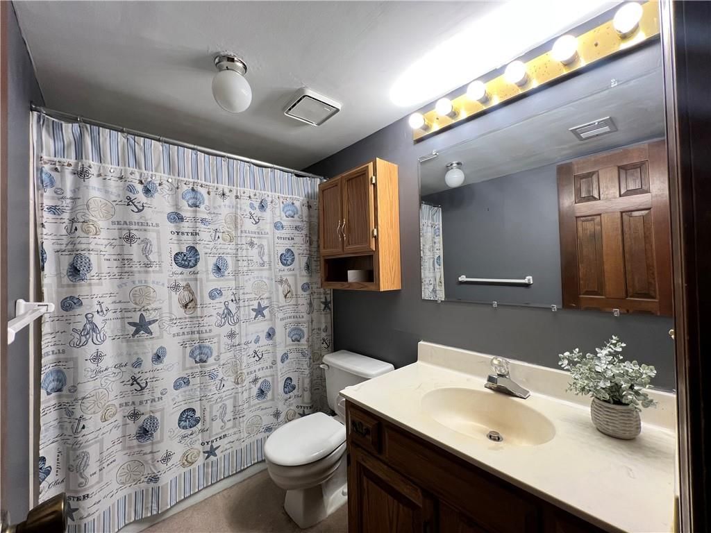 301 S SPRING Street — photo 17