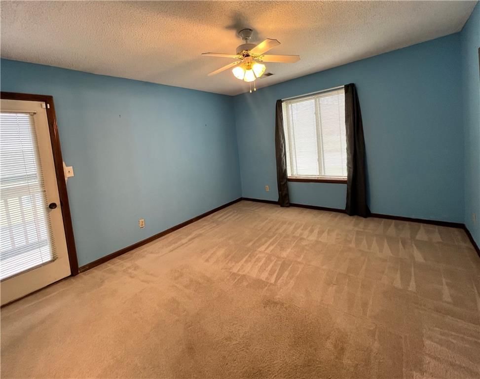 301 S SPRING Street — photo 25