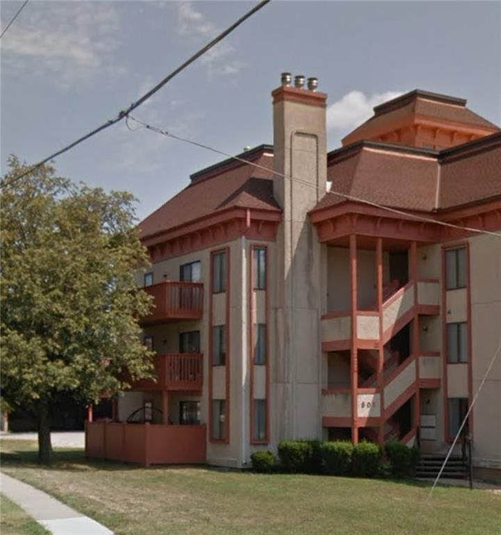 301 S SPRING Street — photo 4