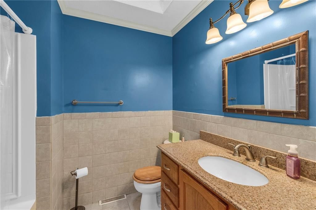16604 Spring Valley Road — photo 17
