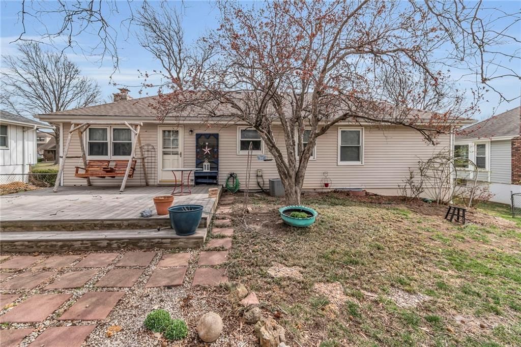 16604 Spring Valley Road — photo 25