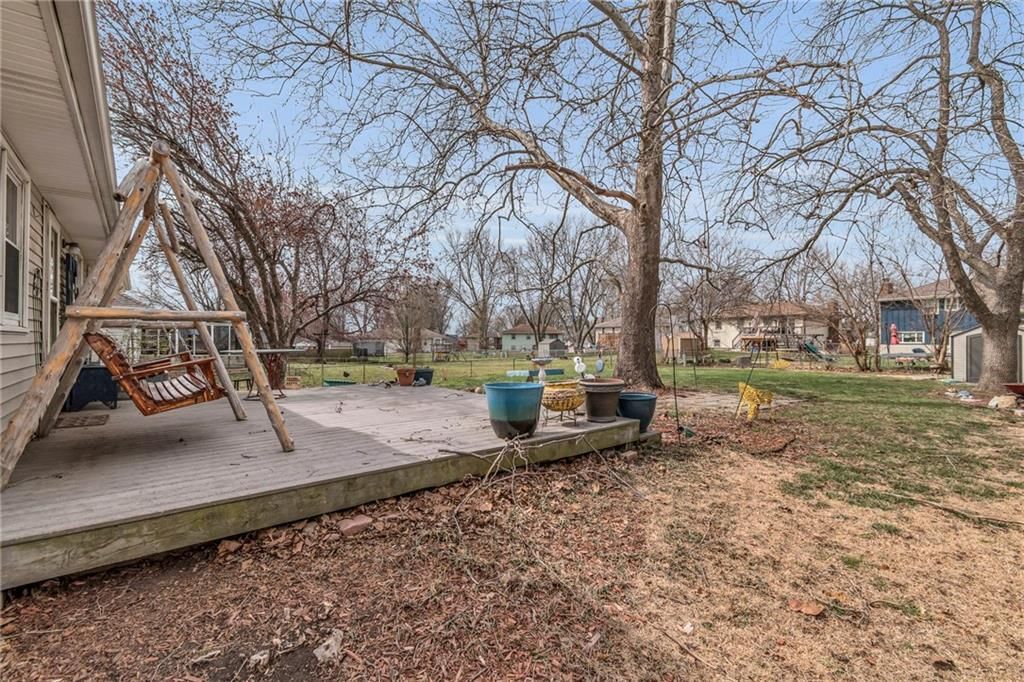 16604 Spring Valley Road — photo 26