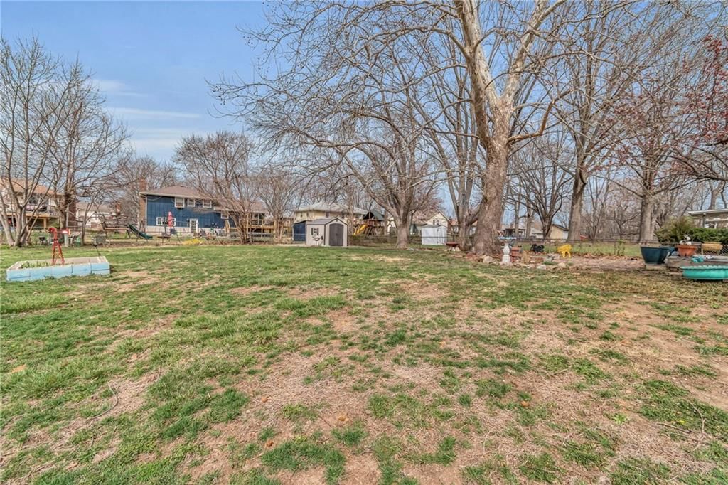 16604 Spring Valley Road — photo 27