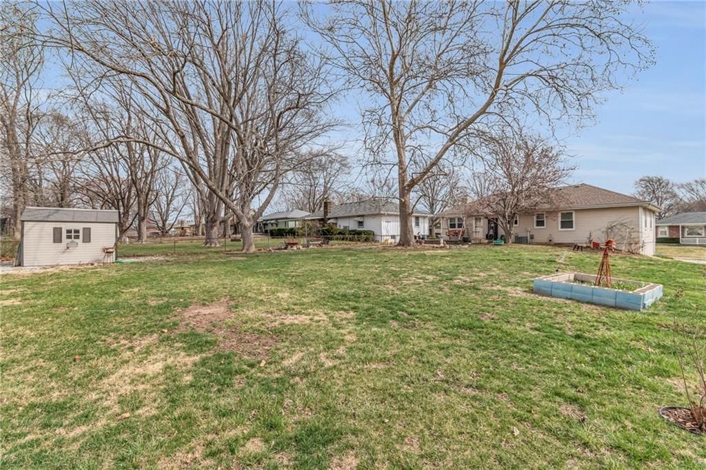 16604 Spring Valley Road — photo 28