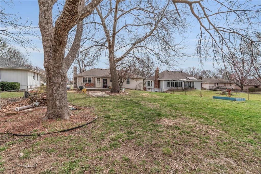 16604 Spring Valley Road — photo 29