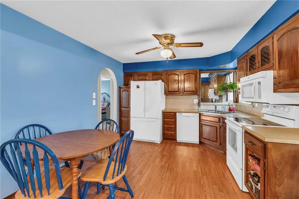 16604 Spring Valley Road — photo 9