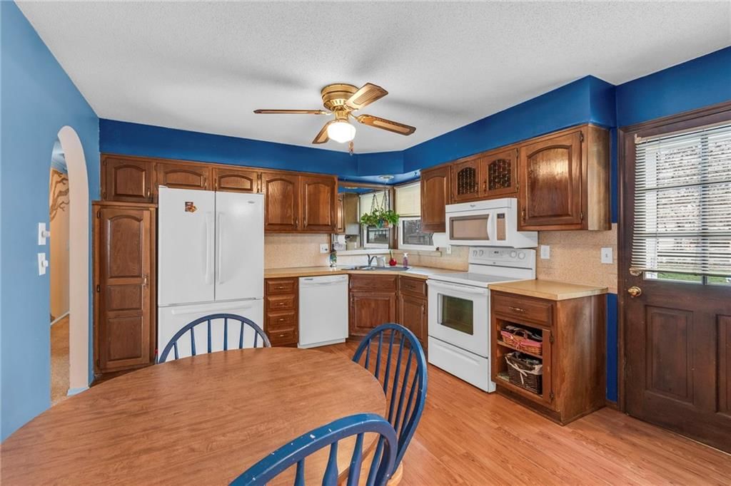 16604 Spring Valley Road — photo 10