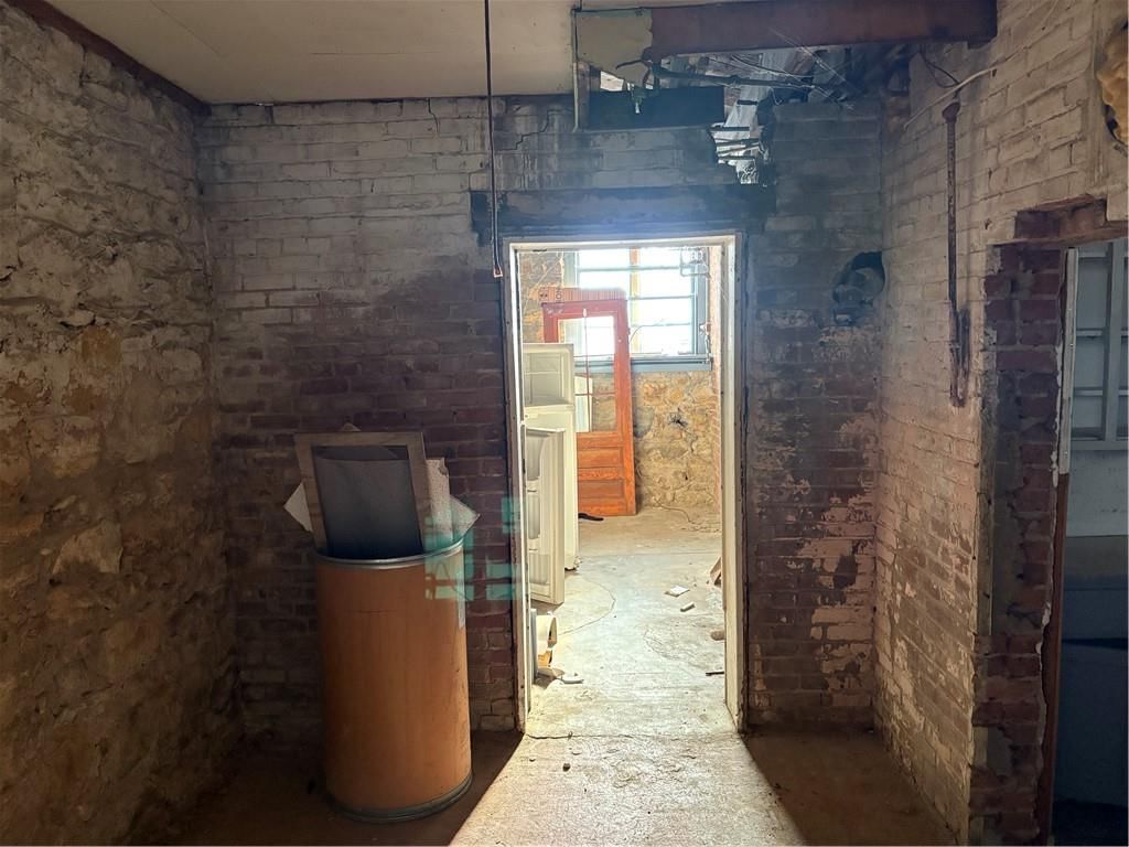 1015 S 6th Street — photo 32