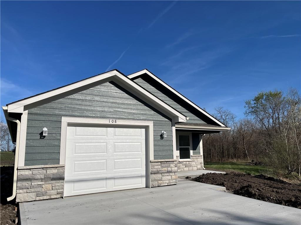 108 S Johnson Drive — photo 3
