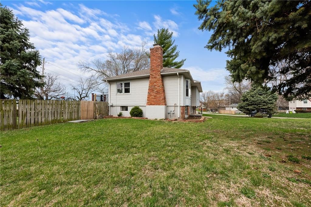 607 Trevis Avenue — photo 23