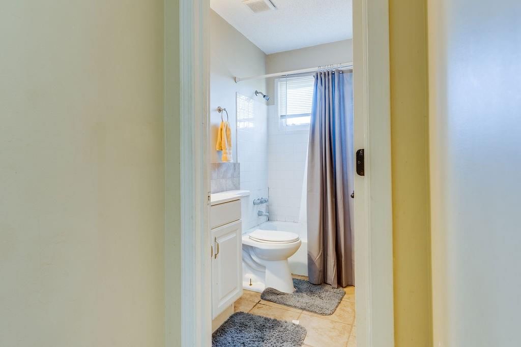 11518 MANCHESTER Avenue — photo 13