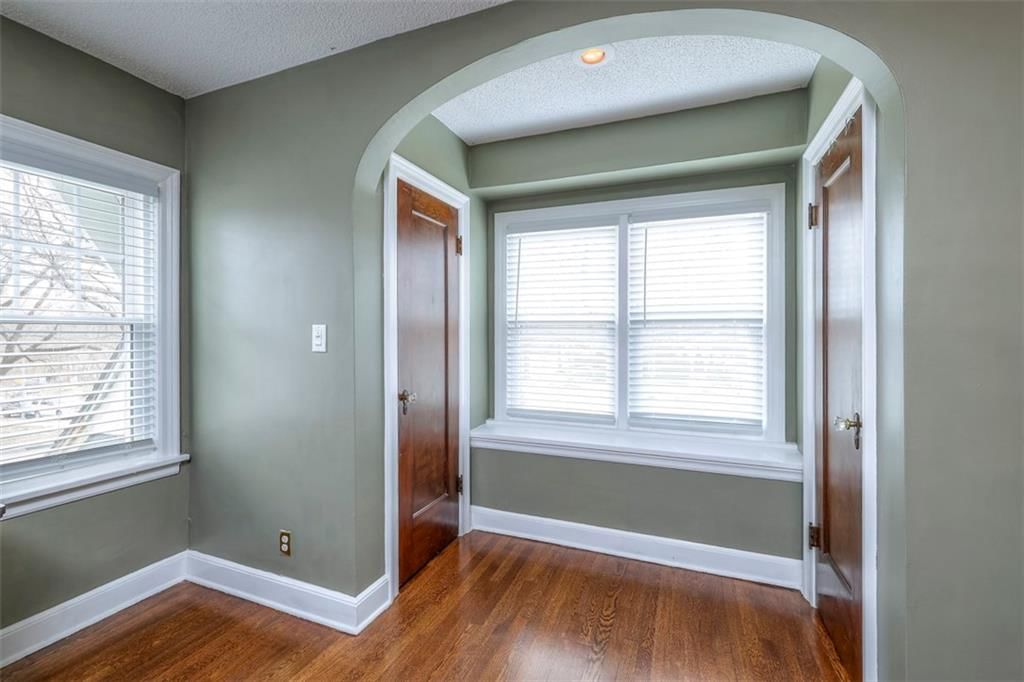 640 E 71st Terrace — photo 32