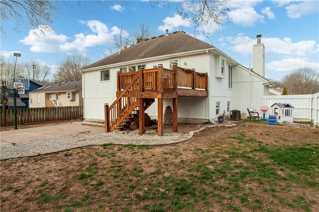 3131 S Speck Avenue — photo 3