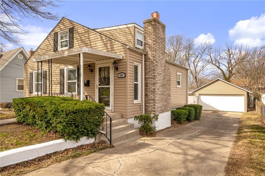 1324 S Pleasant Street — photo 30