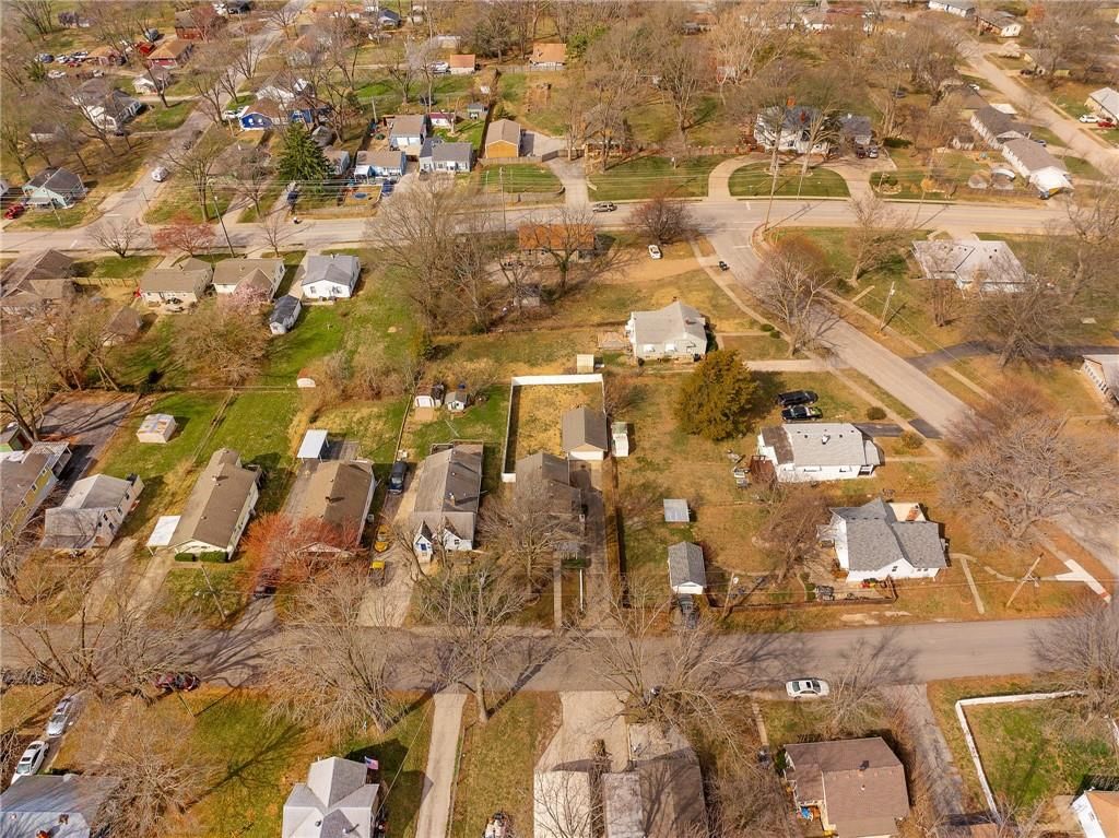 1324 S Pleasant Street — photo 34