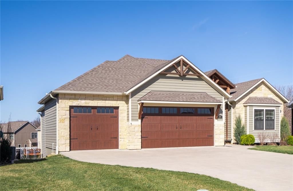 1101 Juniper Lane — photo 3