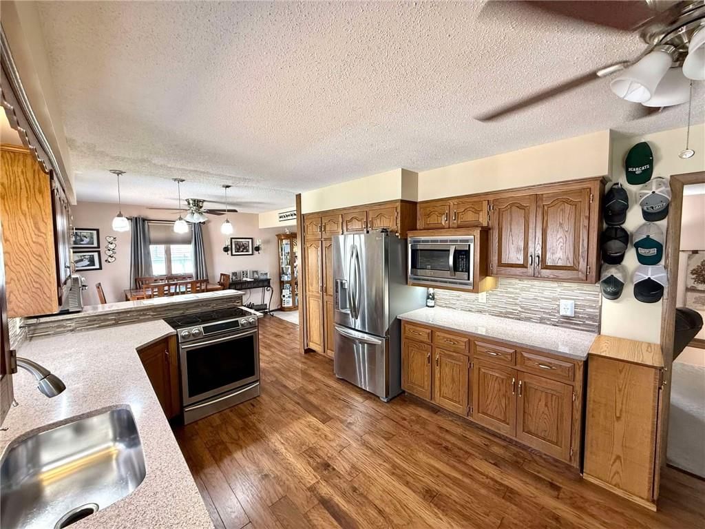 715 W Lincoln Street — photo 3