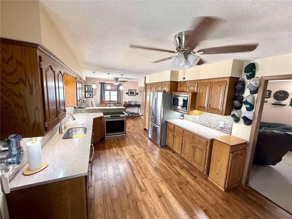 715 W Lincoln Street — photo 4