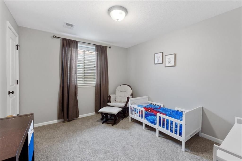 19720 Emerald Street — photo 29