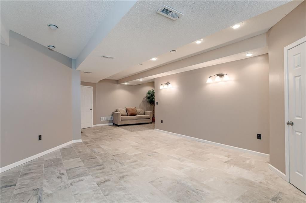 1107 E Gore Road — photo 38
