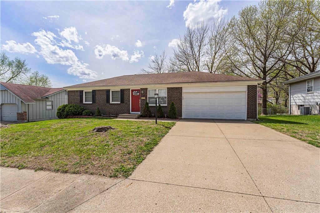 16913 ELLISON Way — photo 2