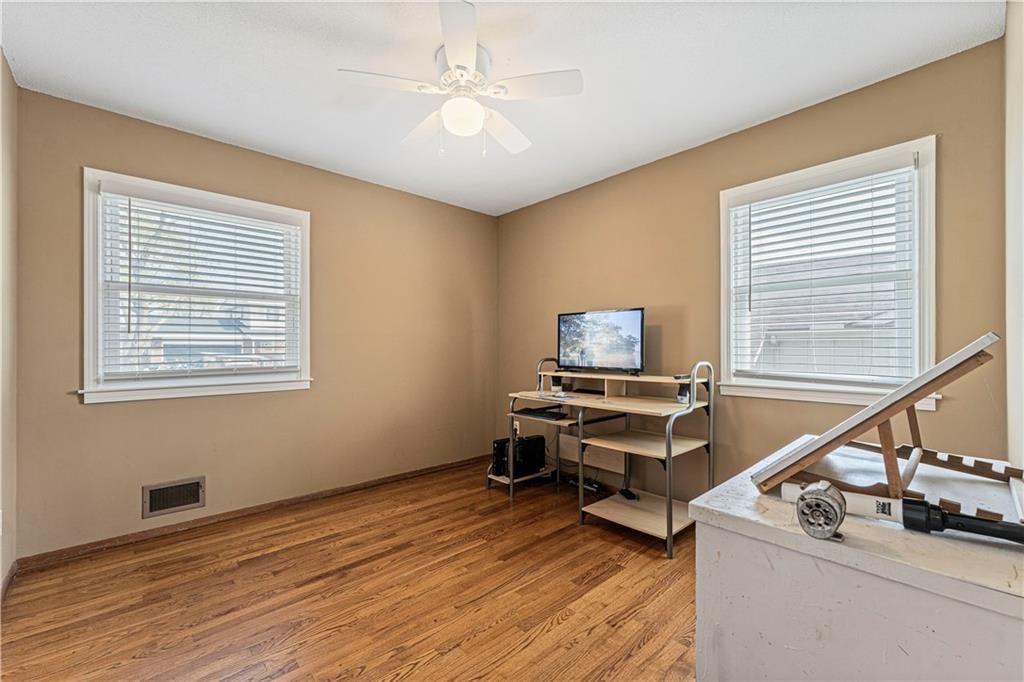 16913 ELLISON Way — photo 16