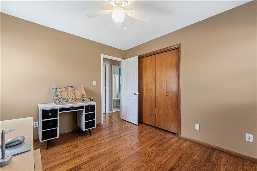 16913 ELLISON Way — photo 17