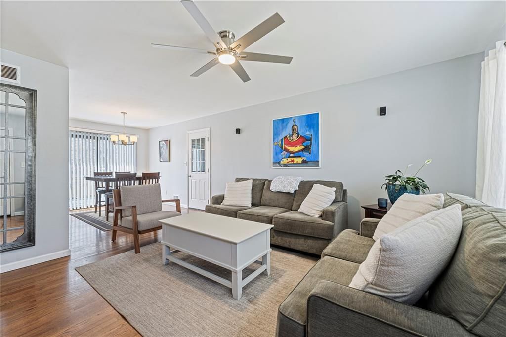 16913 ELLISON Way — photo 4